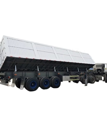 CIMC Tri aks Side Tipper 70 Tonluk inşaat malzemeleri taşımak için yan yükleri boşaltmak için izin verir.