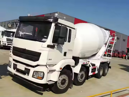 Kullanılmış HOWO 6x4 Sürücü Tekerleği Kapasitesi 6/8/10/12 /16cbms Beton Batching Plant Karıştırıcı tank Kamyon