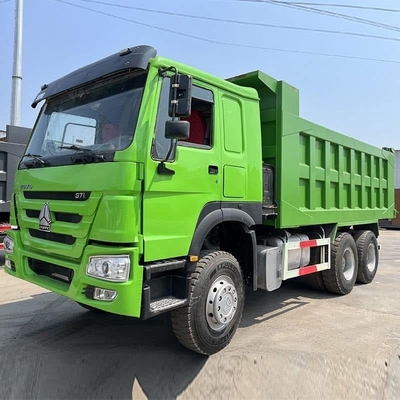 Howo Markası 6x4 Çöp Kamyonu 375 At Gücü Manual Şanzıman Dizel Yakıt Afrika'da İnşaat için Yeni Şart