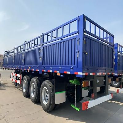CIMC Demir Malzemesi 3 Eksel 40-80 Ton Kapasite Çakma Tipi Ağır Kargo Kamyoneti Tipi Yüksek Çit Depo Yarım Kamyon Releri